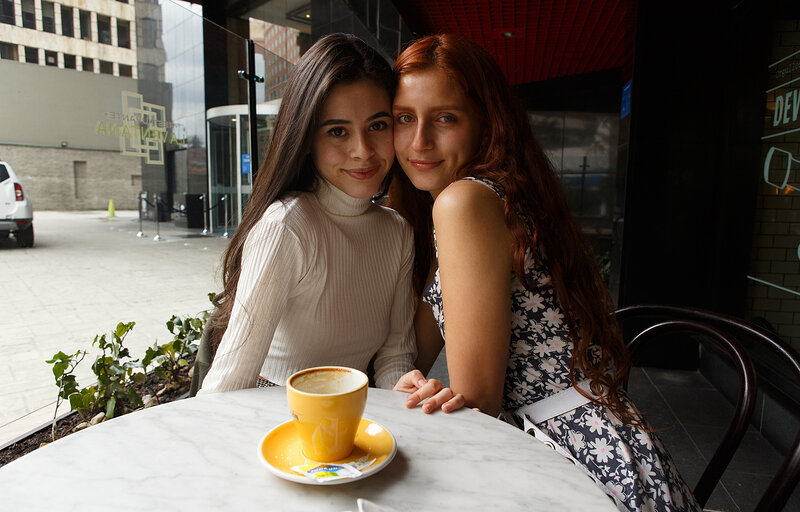 Нина, 21
